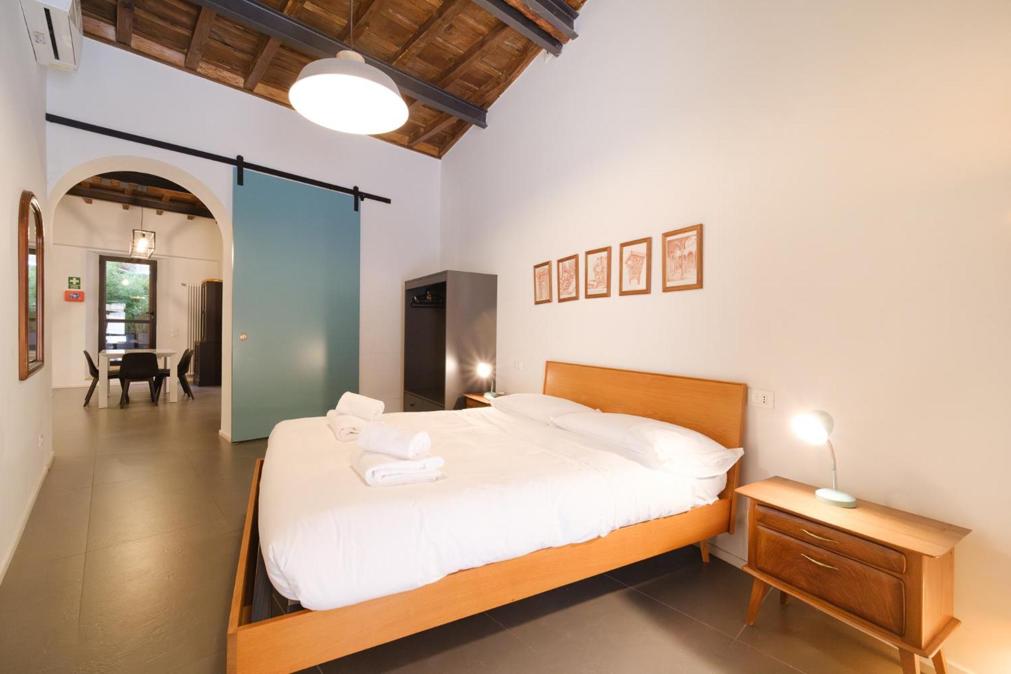 Golden House Buddyrent * Roma
