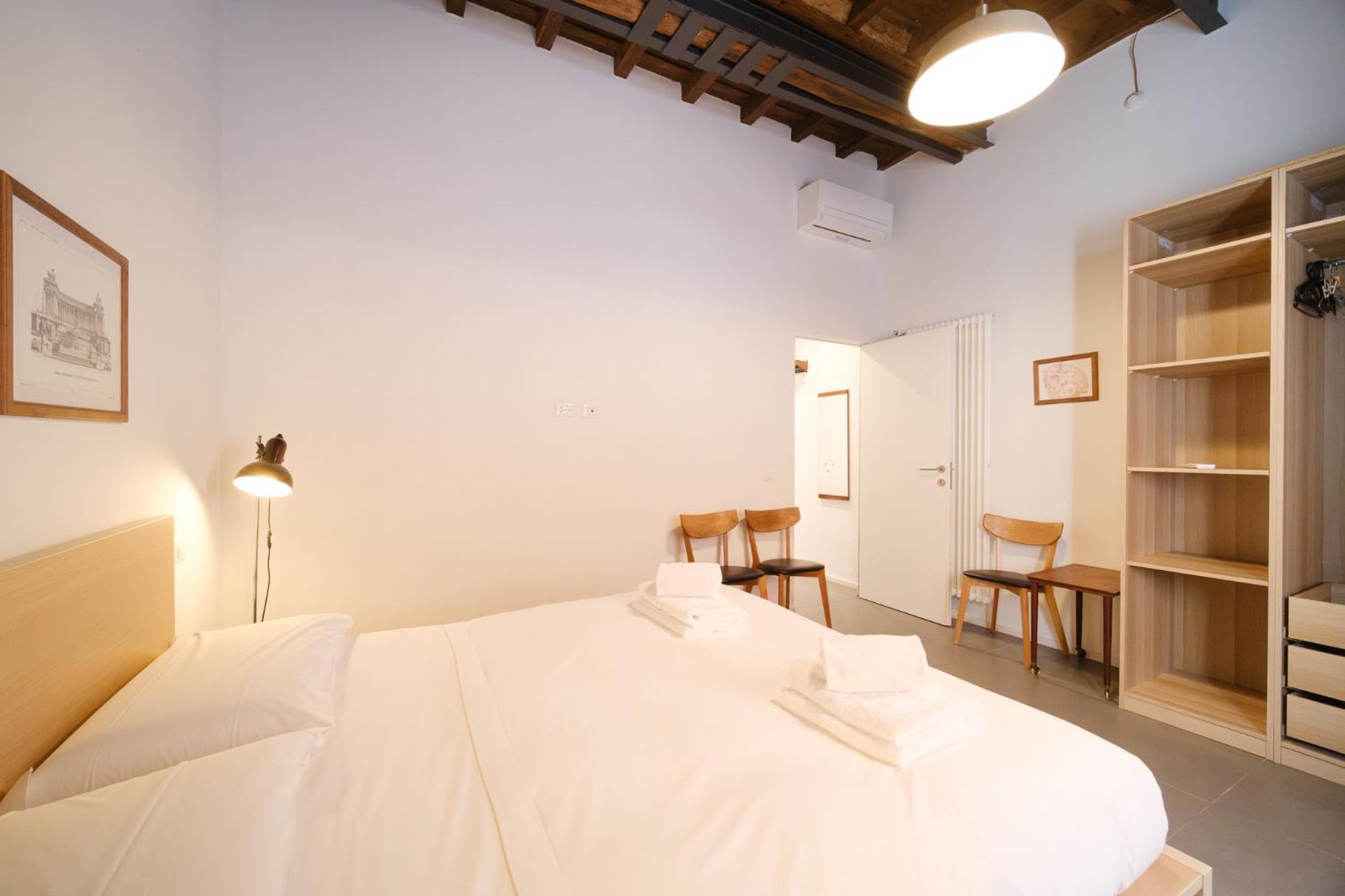 Appartamento Golden House Buddyrent Roma